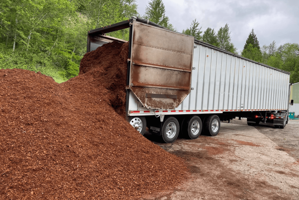 Landscape Mulch Installation
